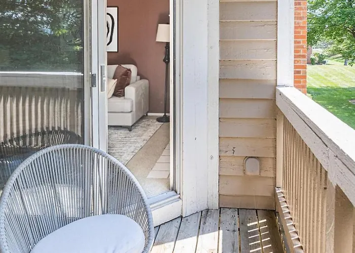 Landing Modern With Amazing Amenities